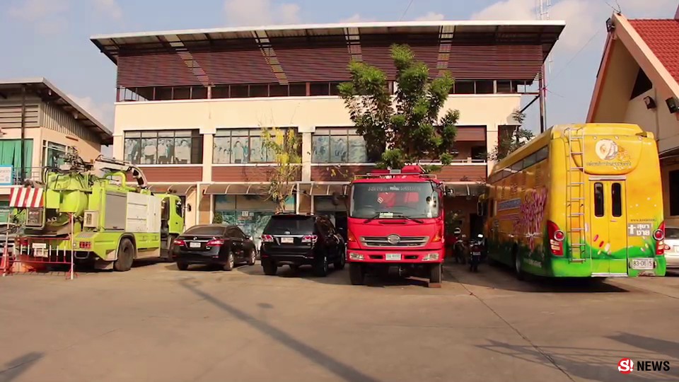 เปิดใจหนุ่มดับเพลิง-วินาทีรถน้ำพลิกคว่ำ ขณะปฏิบัติหน้าที่ช่วยไฟไหม้บ้านย่านบางกร่าง