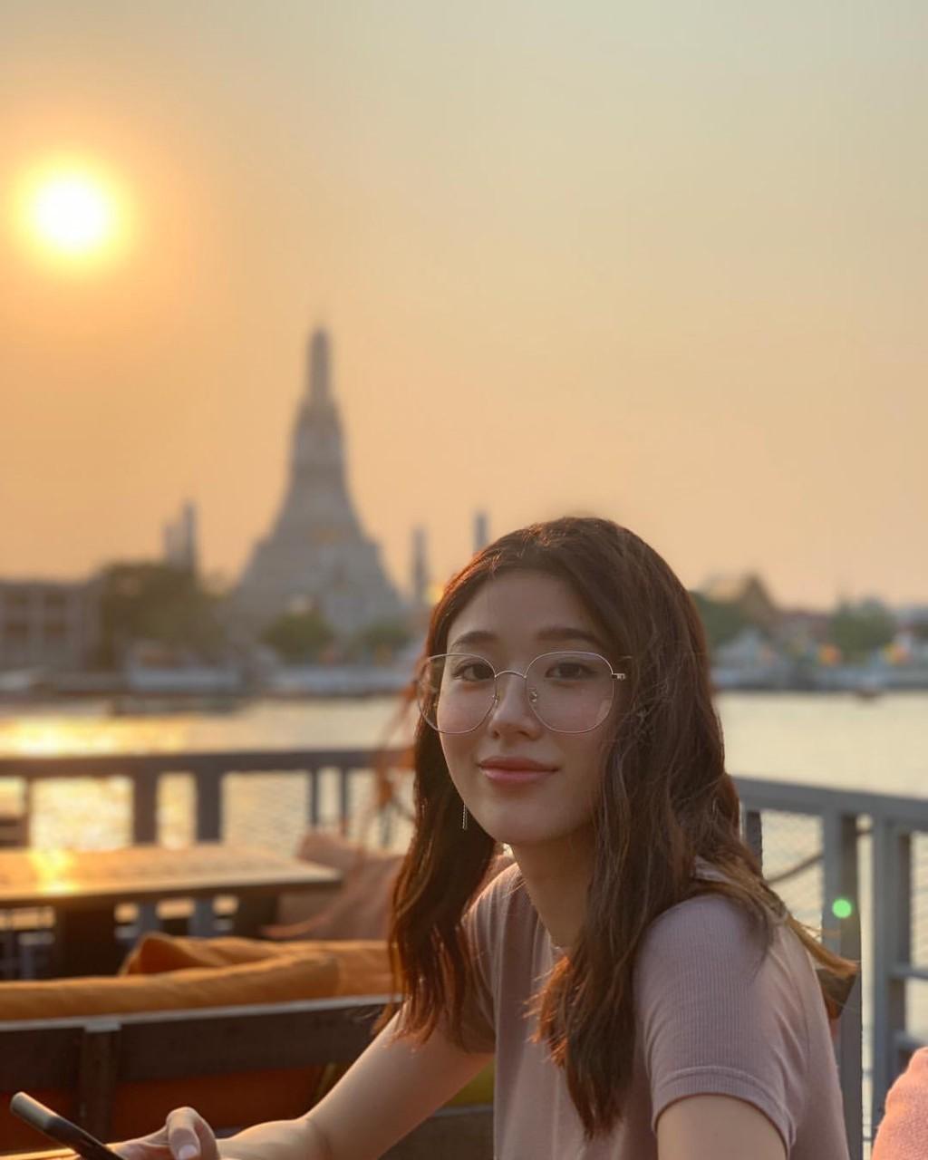 แก้ว จริญญา