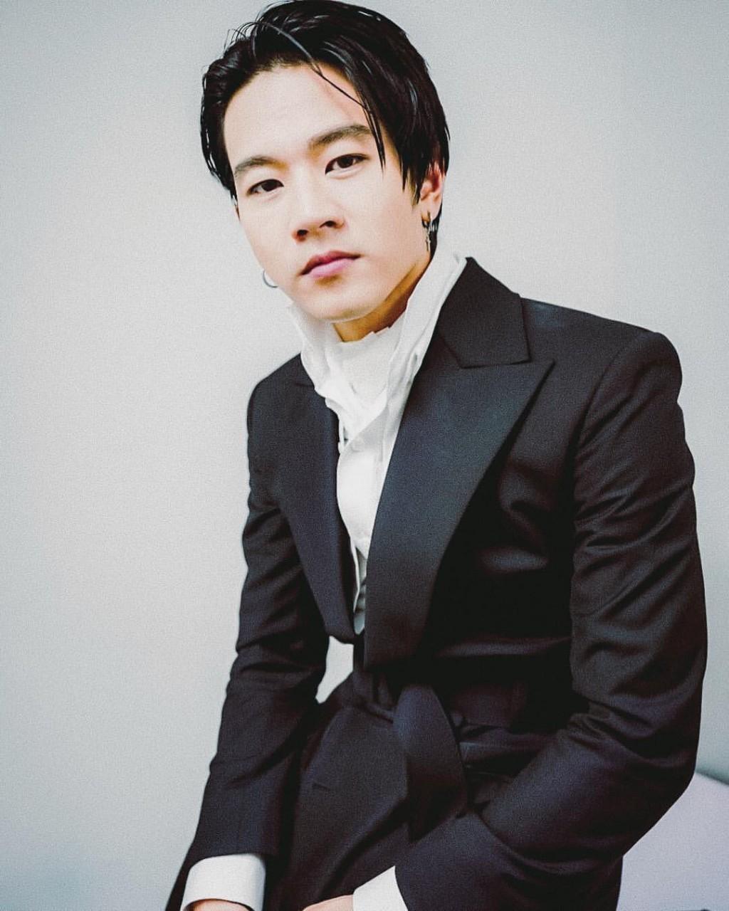 โทนี่ รากแก่น