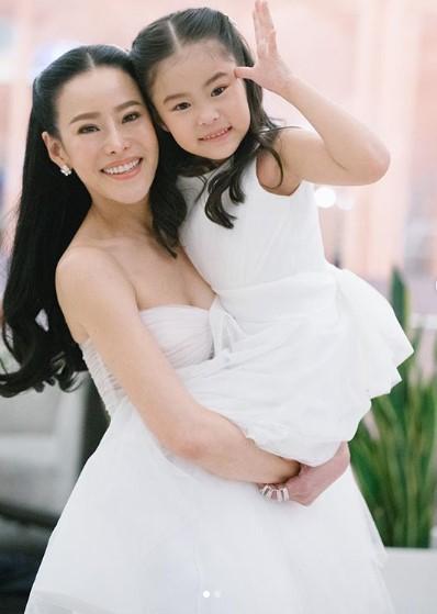 หนิง ปณิตา ณิริน