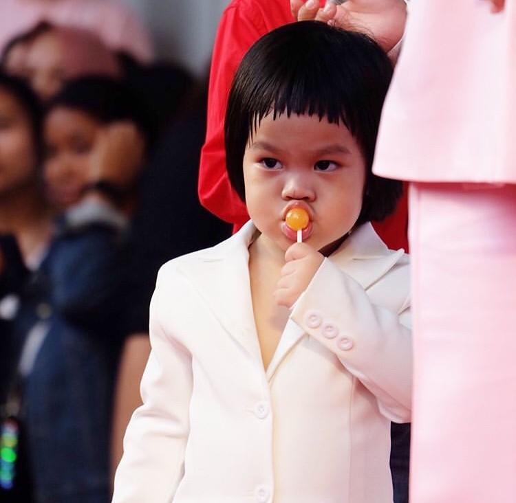 ออกัส ออก้า ออกู๊ด ออเกรซ