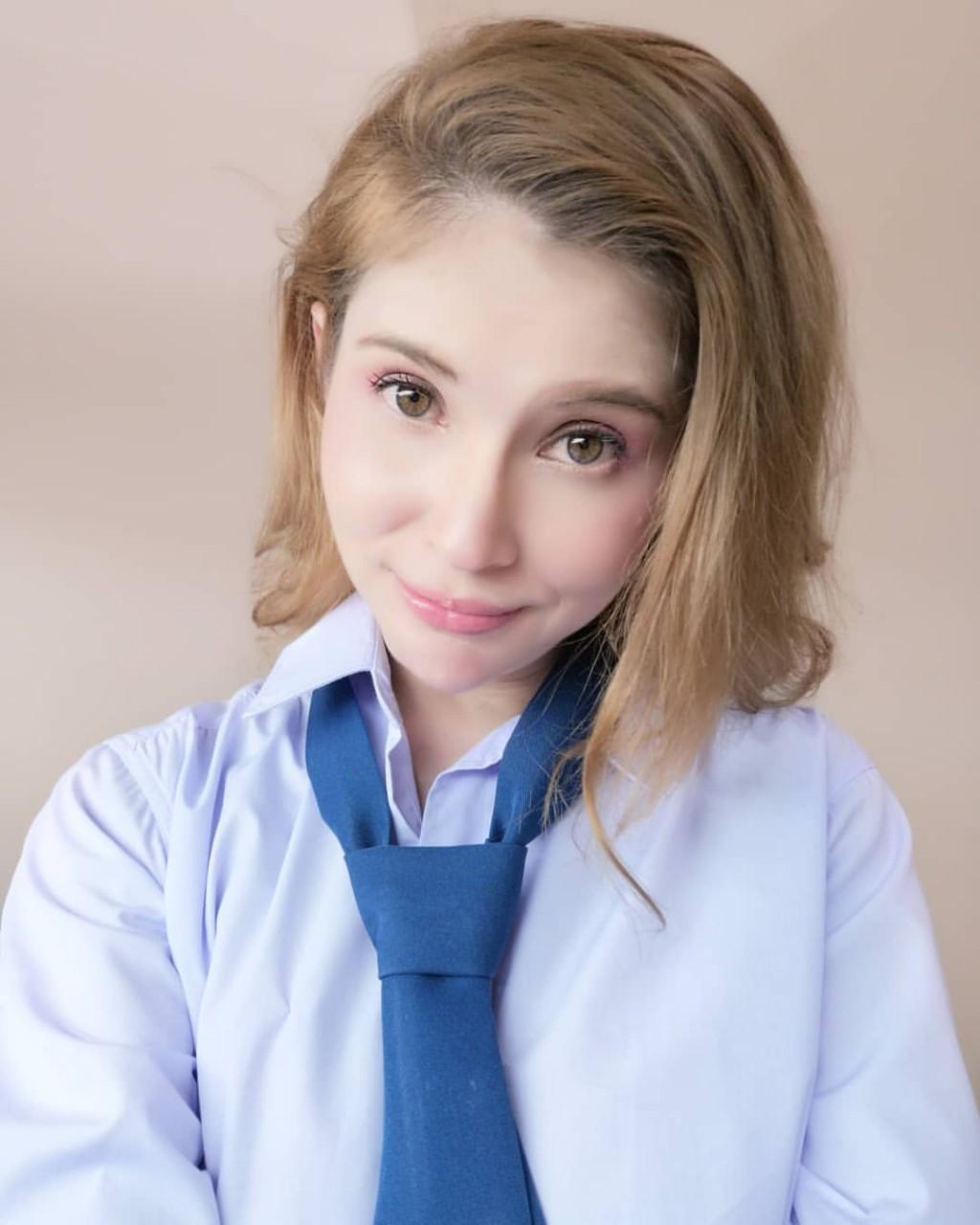 แอนนี่ บรู๊ค