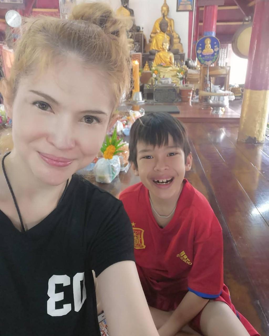 แอนนี่ บรู๊ค