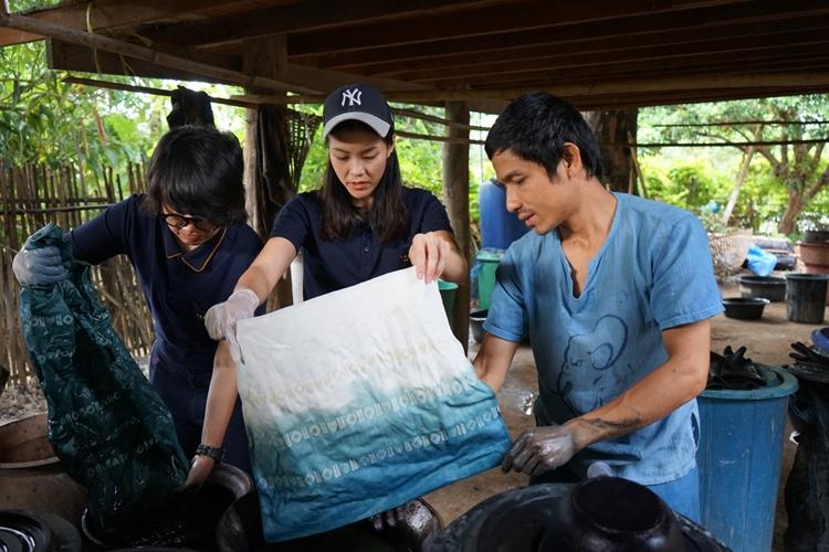 Thai Natural Dye Collection