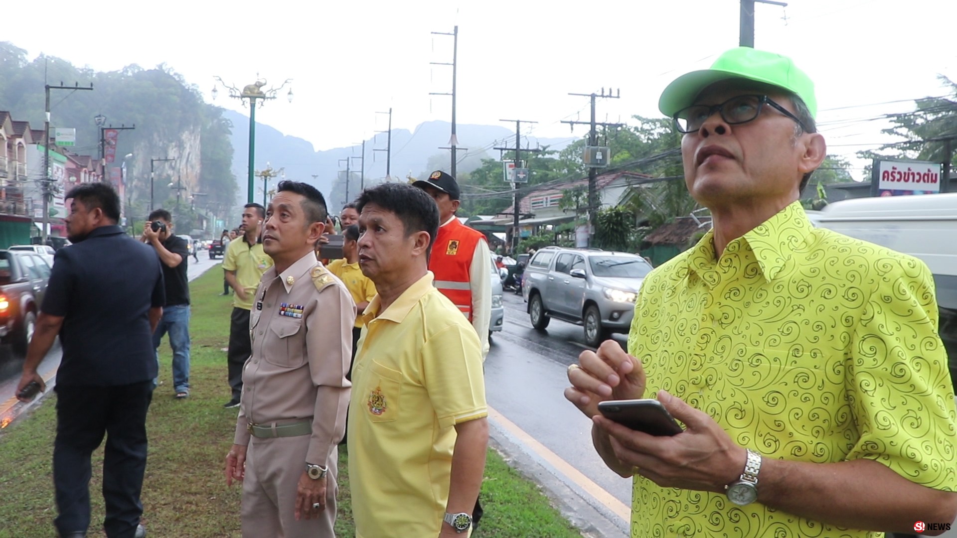 เพลิงไหม้-ศูนย์จำหน่ายหมูสดบริษัทเอกชนรายใหญ่ ยังประเมินความเสียหายไม่ได้