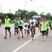 ประมวลภาพ คิง เพาเวอร์ ไทย เพาเวอร์ พลังคนไทย ร่วมวิ่งหนองคาย-ขอนแก่นกับ ตูน บอดี้สแลม