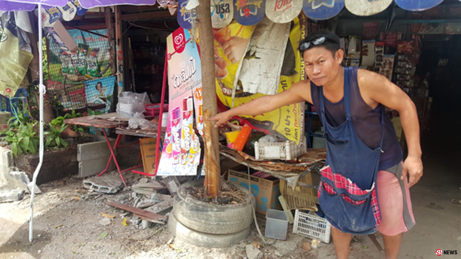 สุพรรณบุรี ช่างทำบ้านขับกระบะไปฟอกไตวูบชนปั๊มน้ำมันหยอดเหรียญหวิดบึ้ม