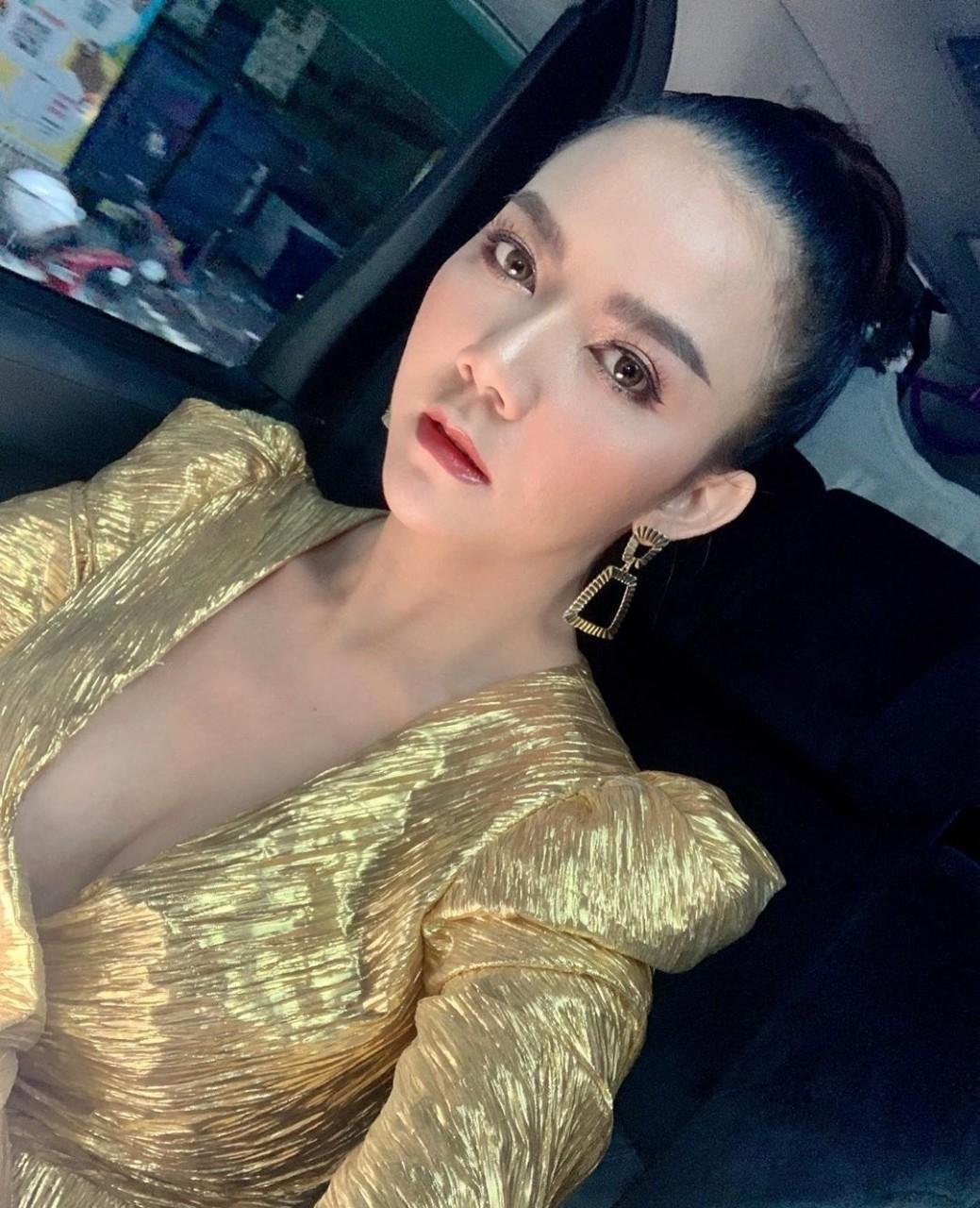 จ๊ะ อาร์สยาม