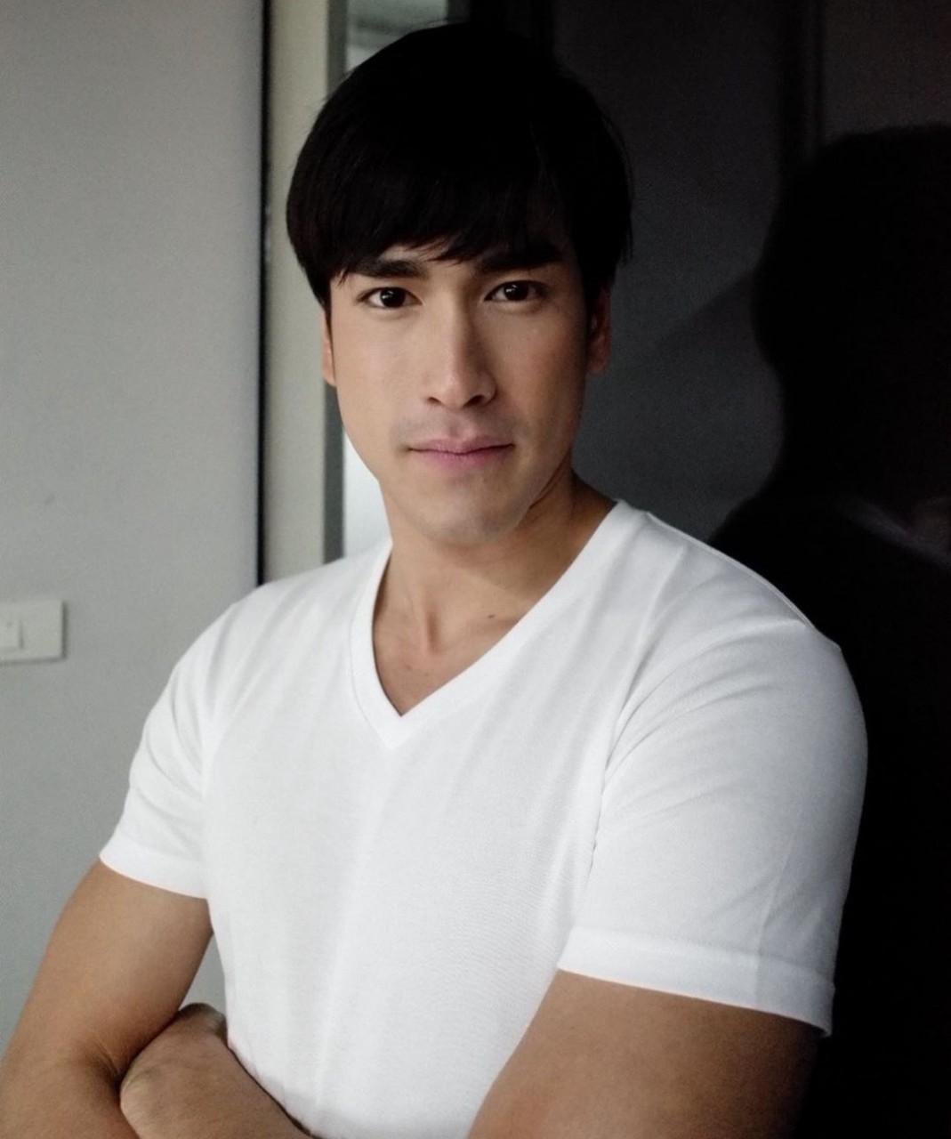 ณเดชน์ คูกิมิยะ