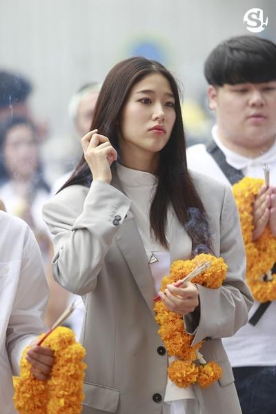 แก้ว จริญญา