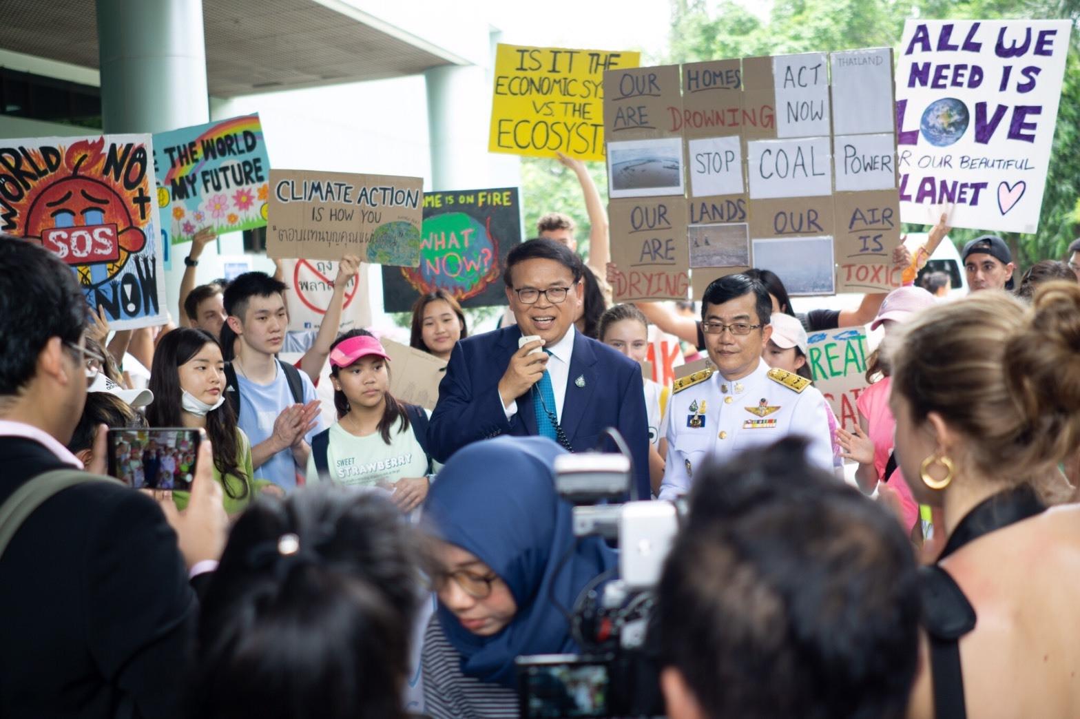 เดินขบวน Climate Strike ประเทศไทย
