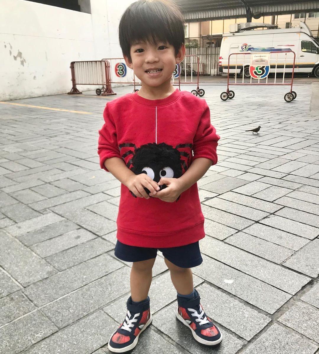 น้องเรซซิ่ง