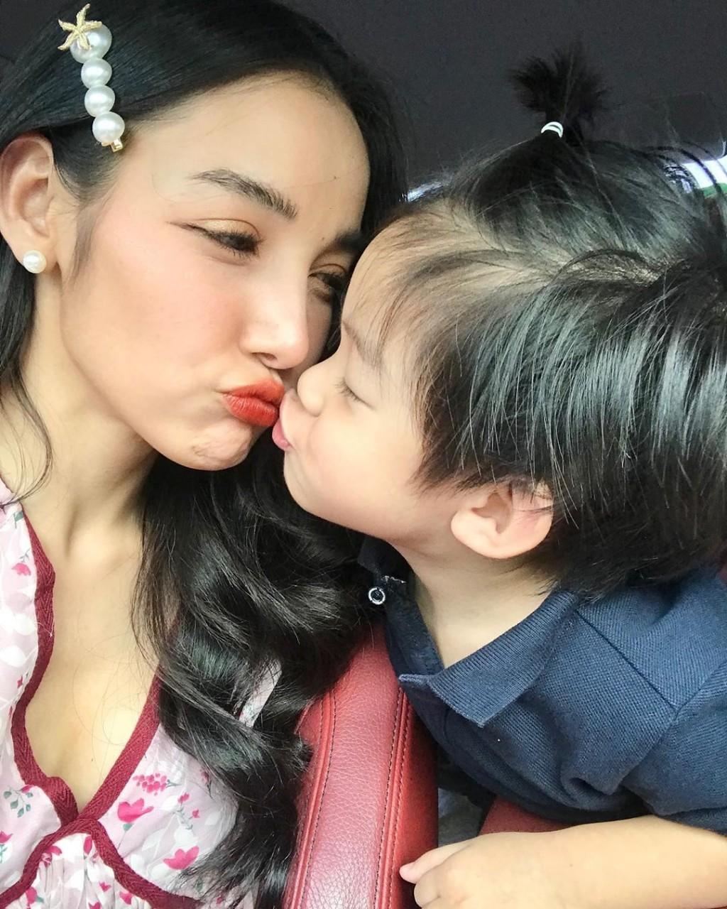 แพท ณปภา น้องเรซซิ่ง