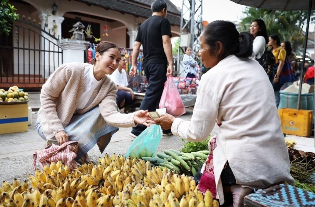 แอน ทองประสม