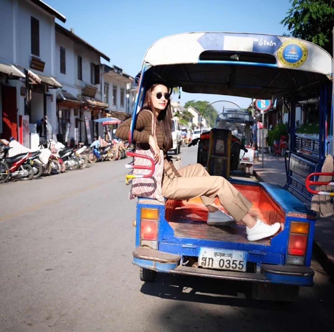 แอน ทองประสม