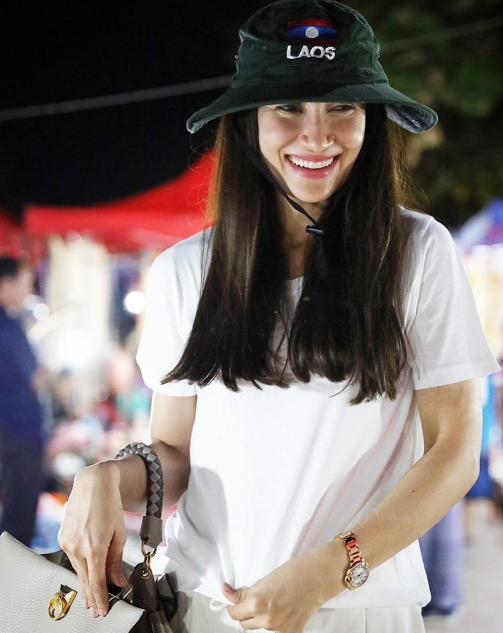 แอน ทองประสม