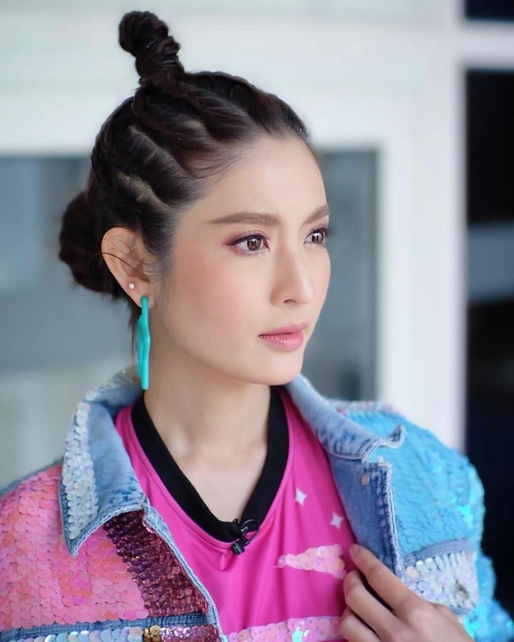 แอฟ ทักษอร