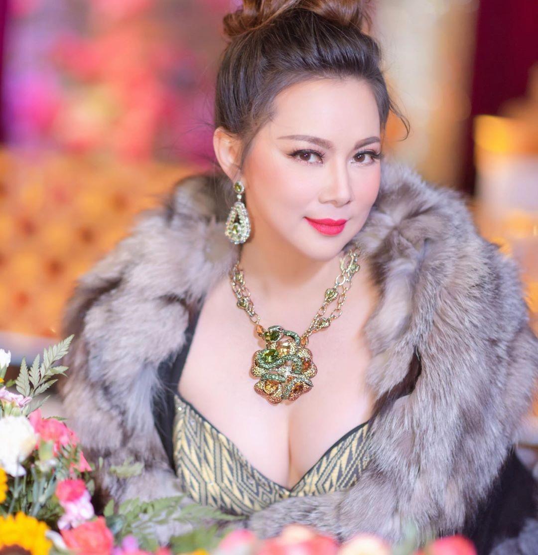 บุ๋ม ปนัดดา