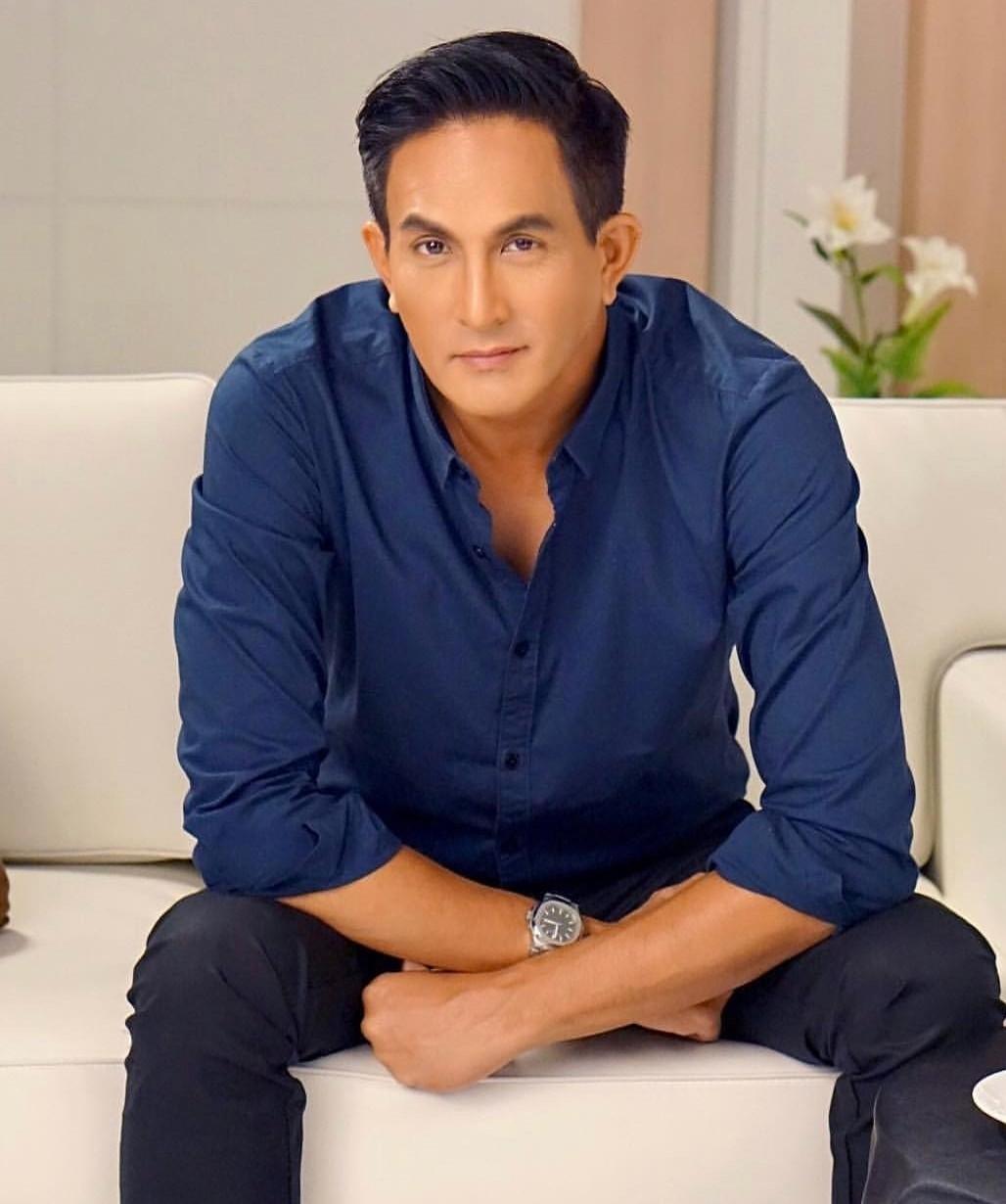 พีท ทองเจือ