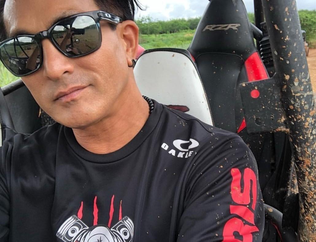 พีท ทองเจือ