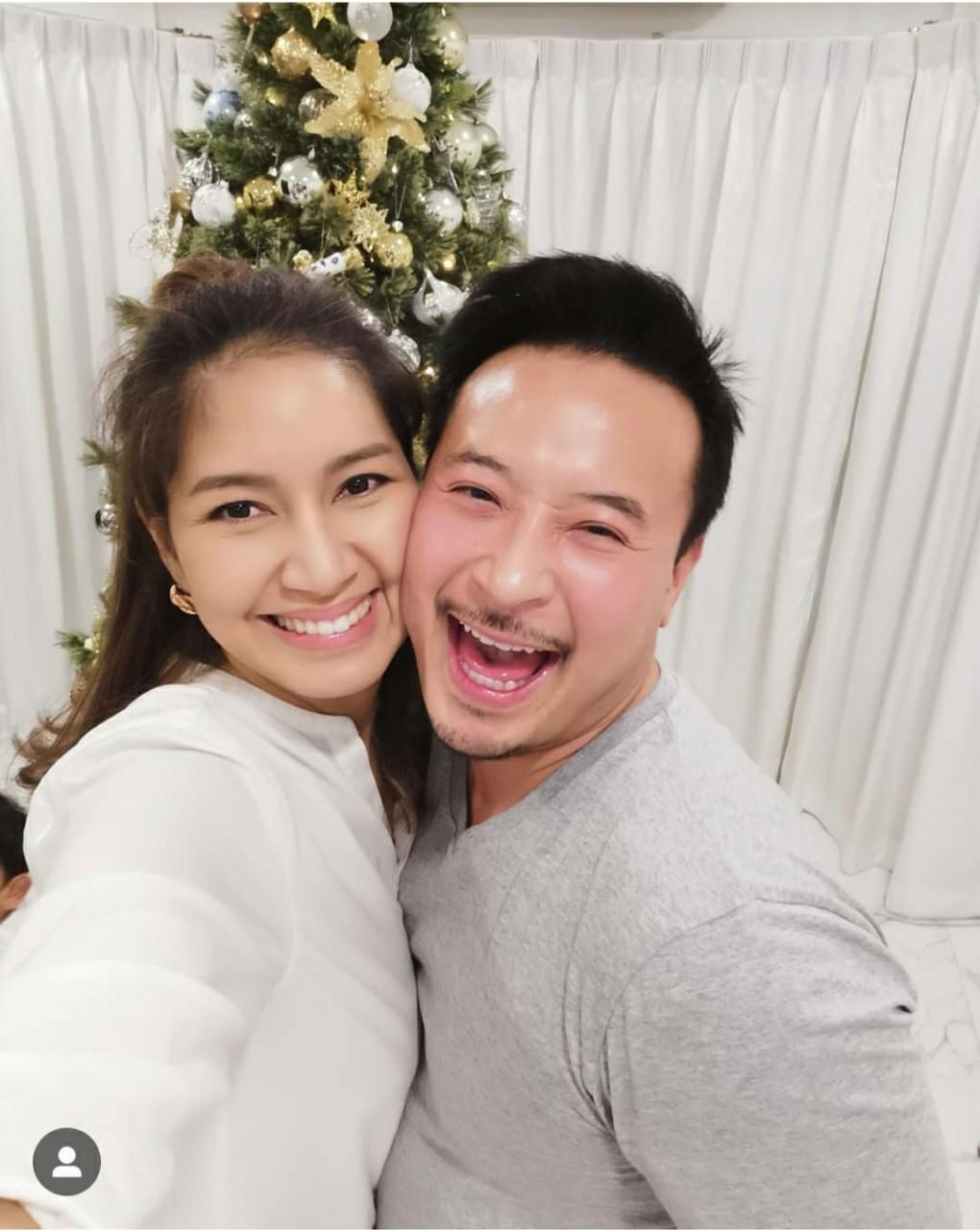 เบนซ์ พรชิตา - มิค บรมวุฒิ