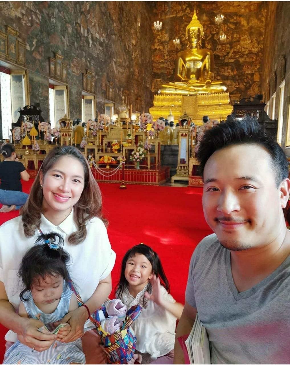 เบนซ์ พรชิตา - มิค บรมวุฒิ