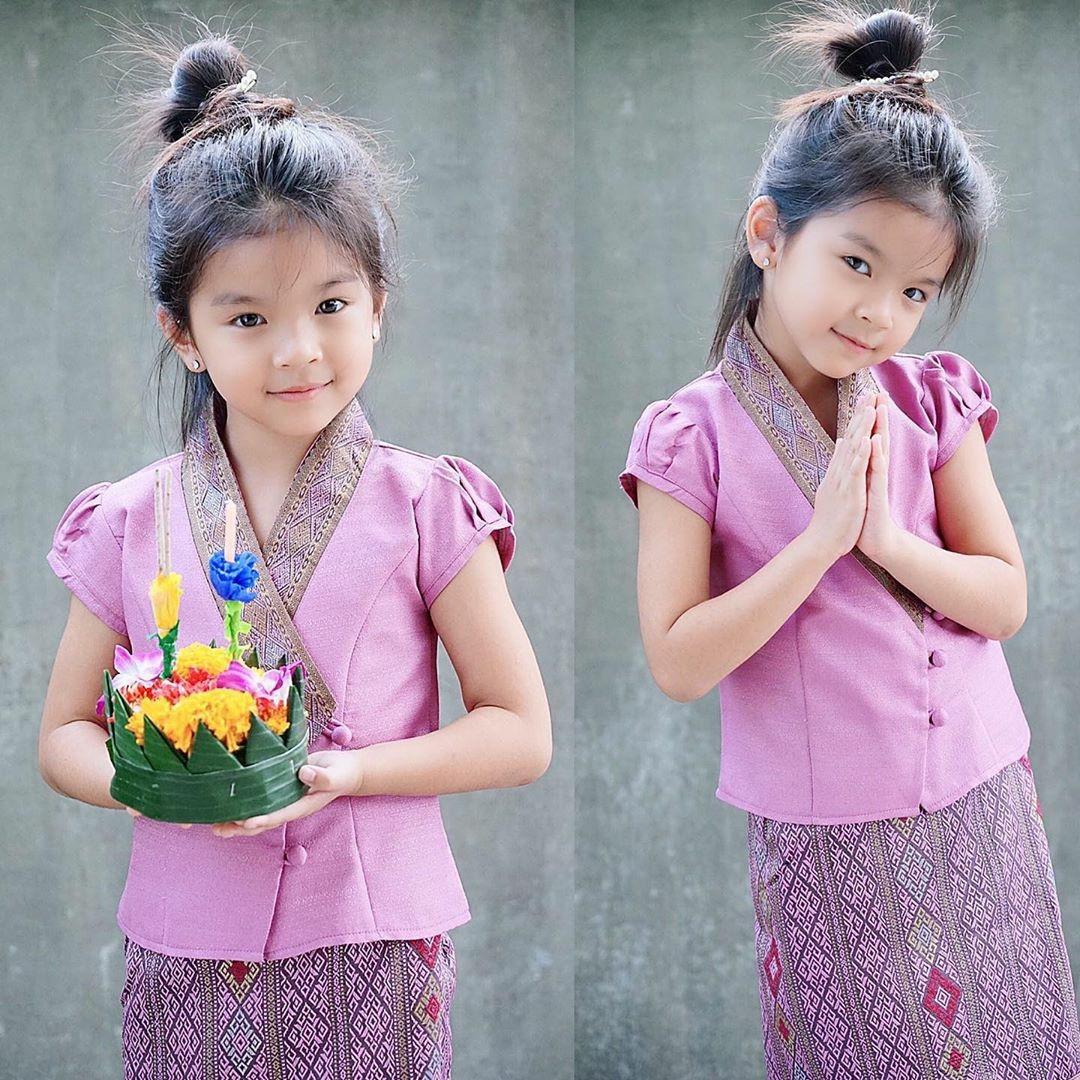 โบว์ แวนดา - น้องมะลิ