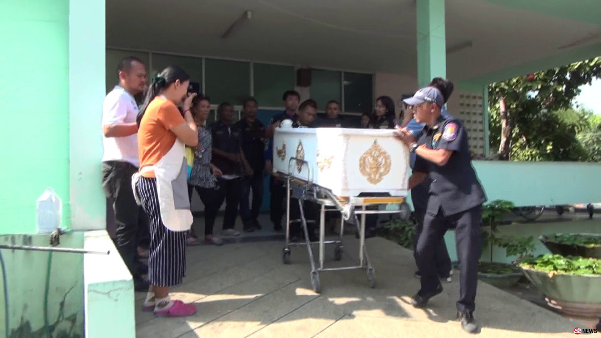 บุรีรัมย์สุดสะเทือนใจ รับร่าง 4 พ่อแม่ลูกเหยื่อกระบะข้ามเลนชนดับยกคันเสียงร้องระงมเพื่อนโพสต์อาลัย