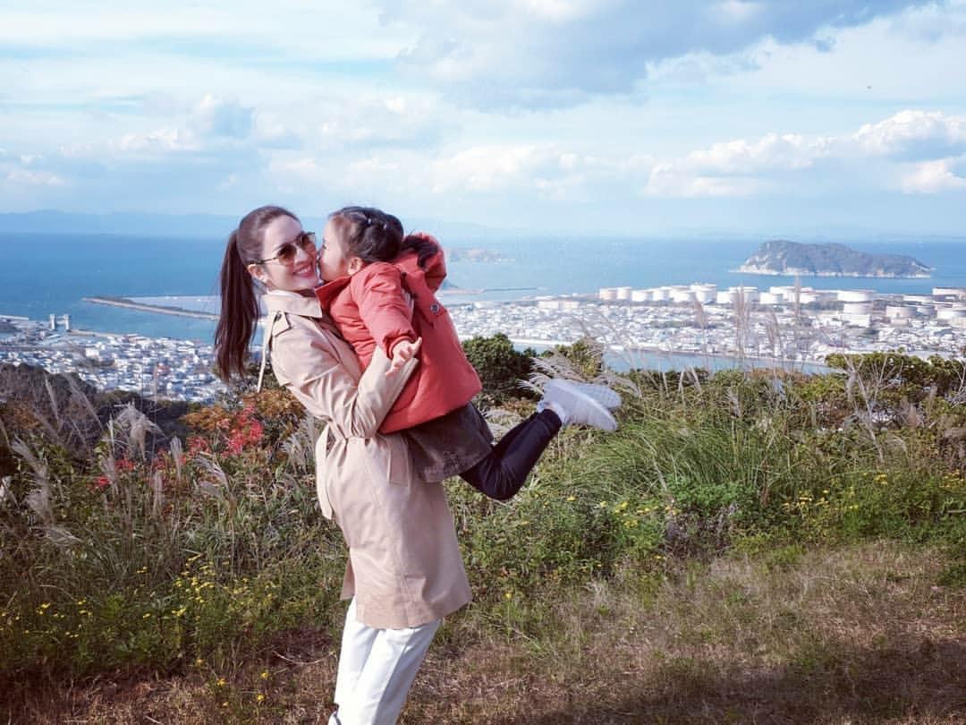 แอฟ ทักษอร