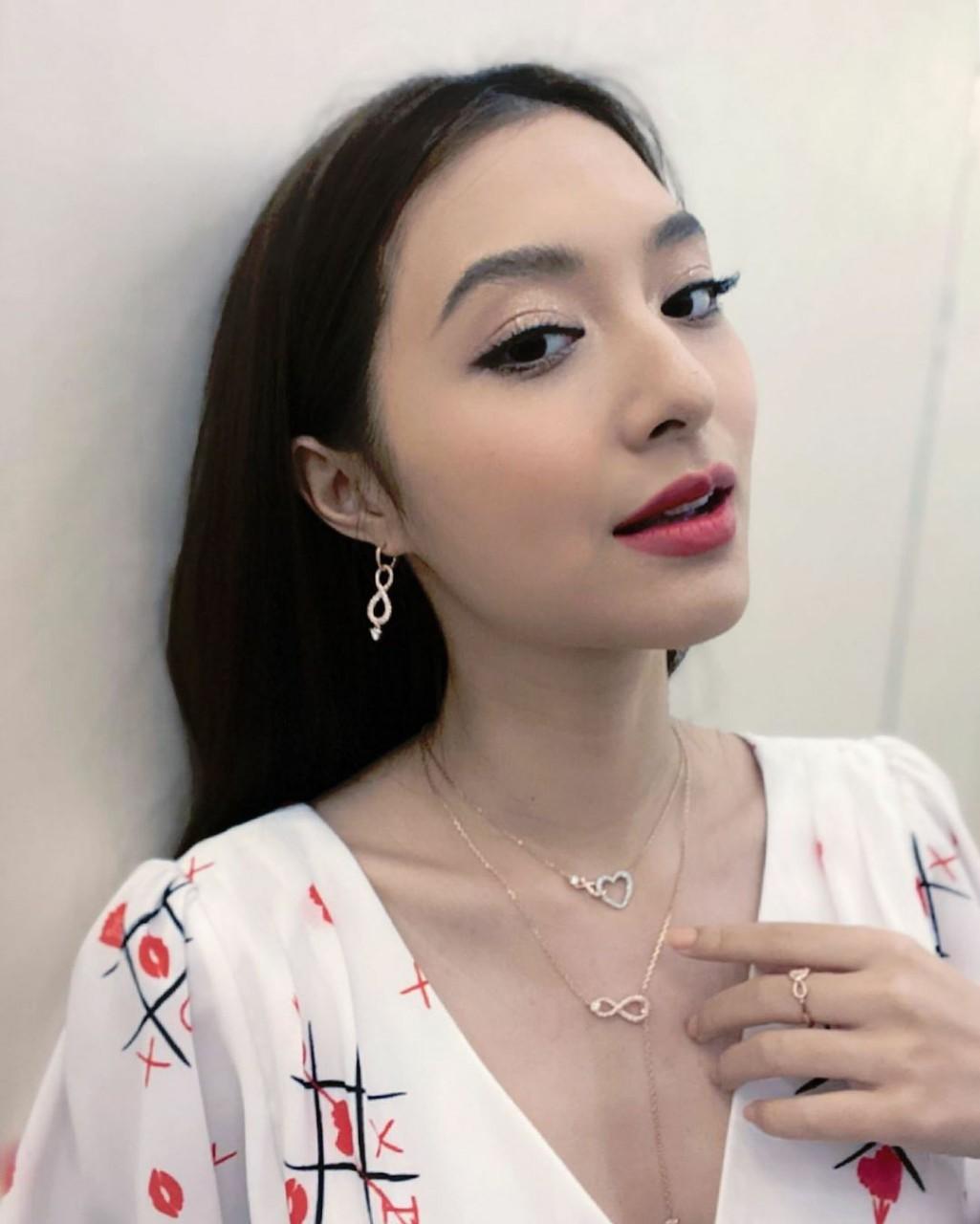 มิว นิษฐา