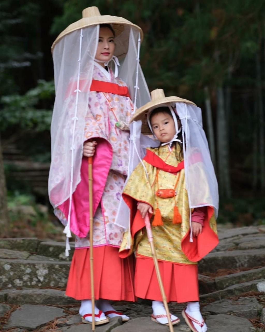 แอฟ ทักษอร