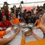 ประมวลภาพ พิธีทำบุญอายุวัฒนมงคล 60ปี ทักษิณ