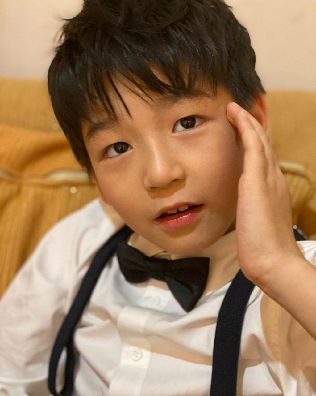 น้องชิโน่ ลูกพลอย ชิดจันทร์