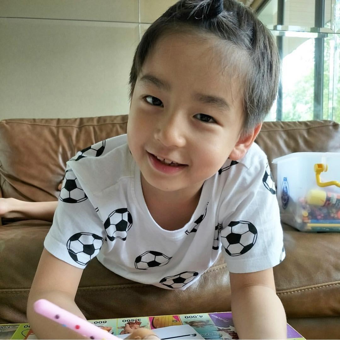 น้องชิโน่ ลูกพลอย ชิดจันทร์