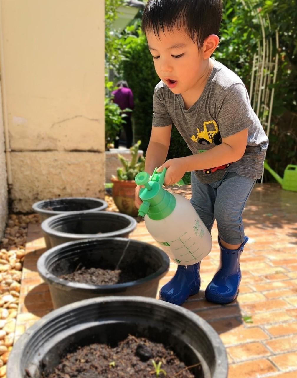 น้องดิน ลูกชายกัปตัน ภูธเนศ