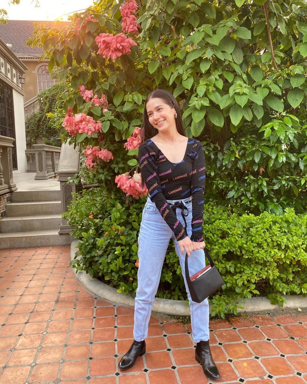 วี วิโอเลต