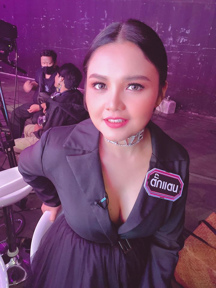 ตั๊กแตน ชลดา