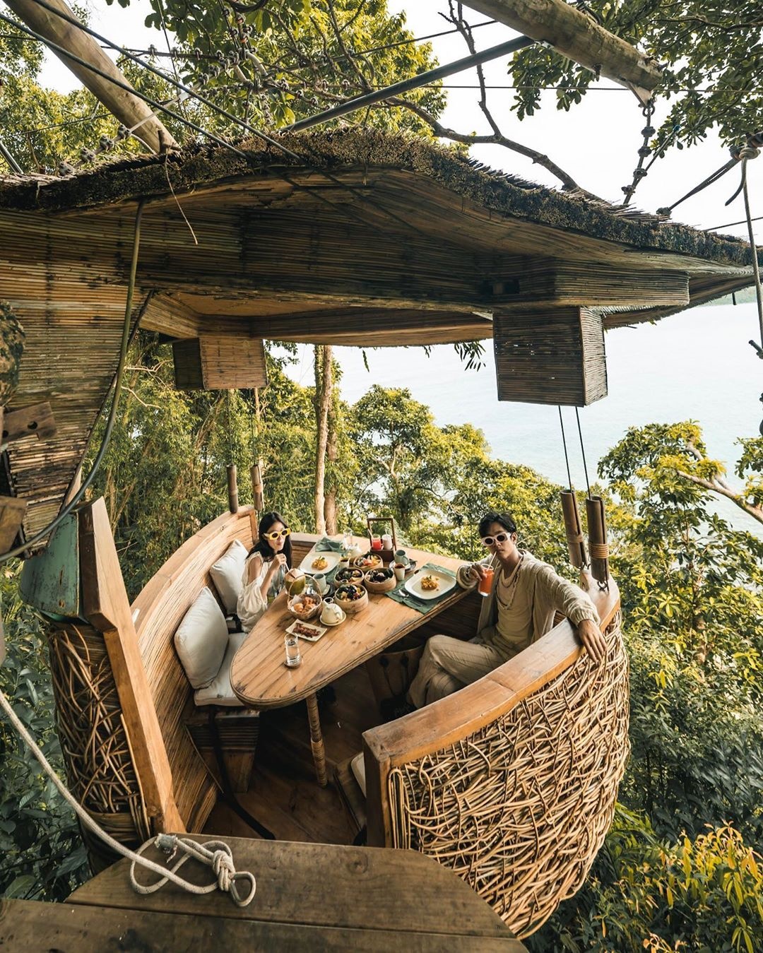 โทนี่ แก้ว