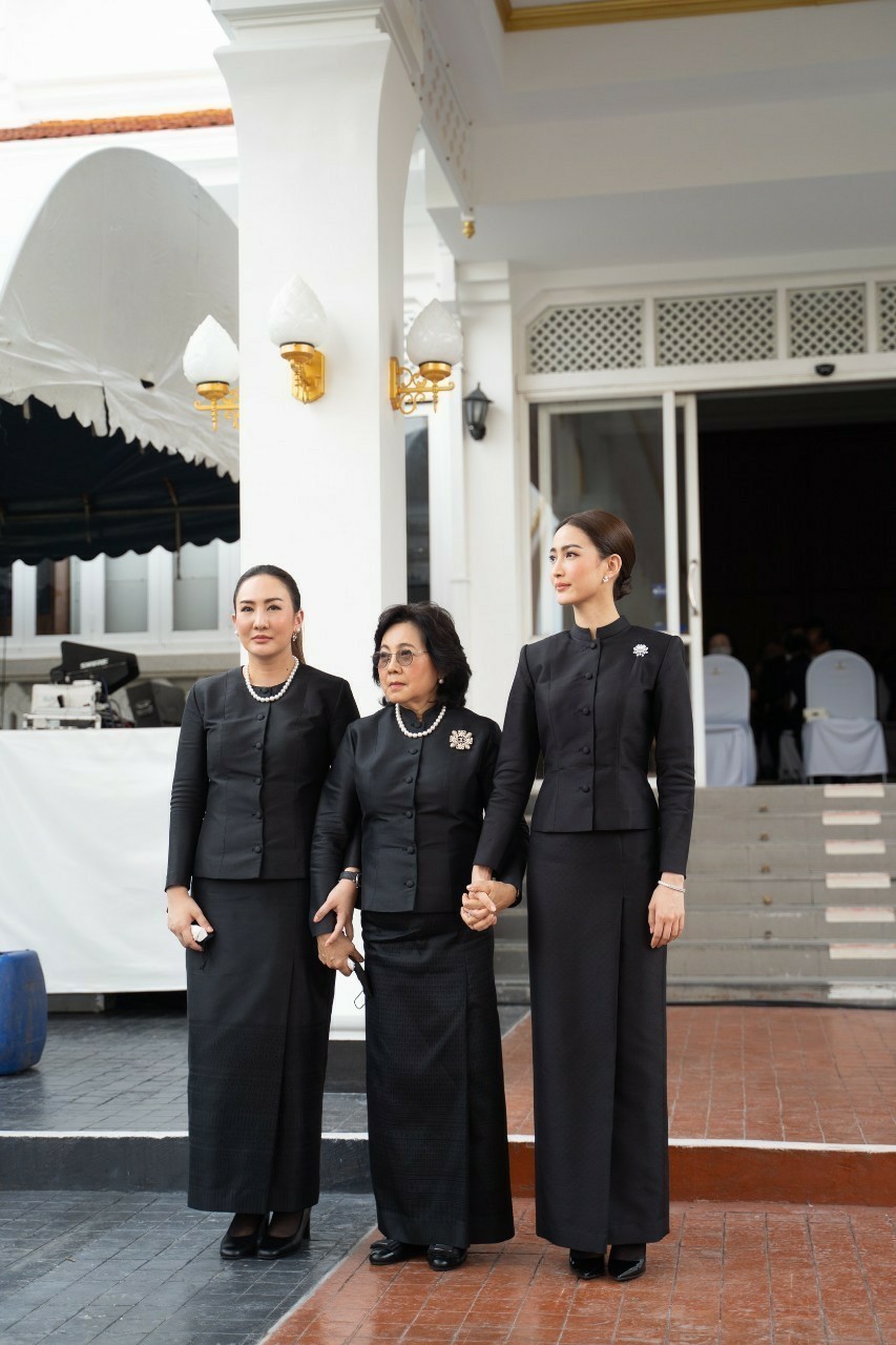 งานพระราชทานเพลิงศพคุณพ่อณรงค์