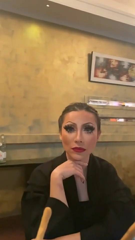 ต้นหอม ศกุนตลา