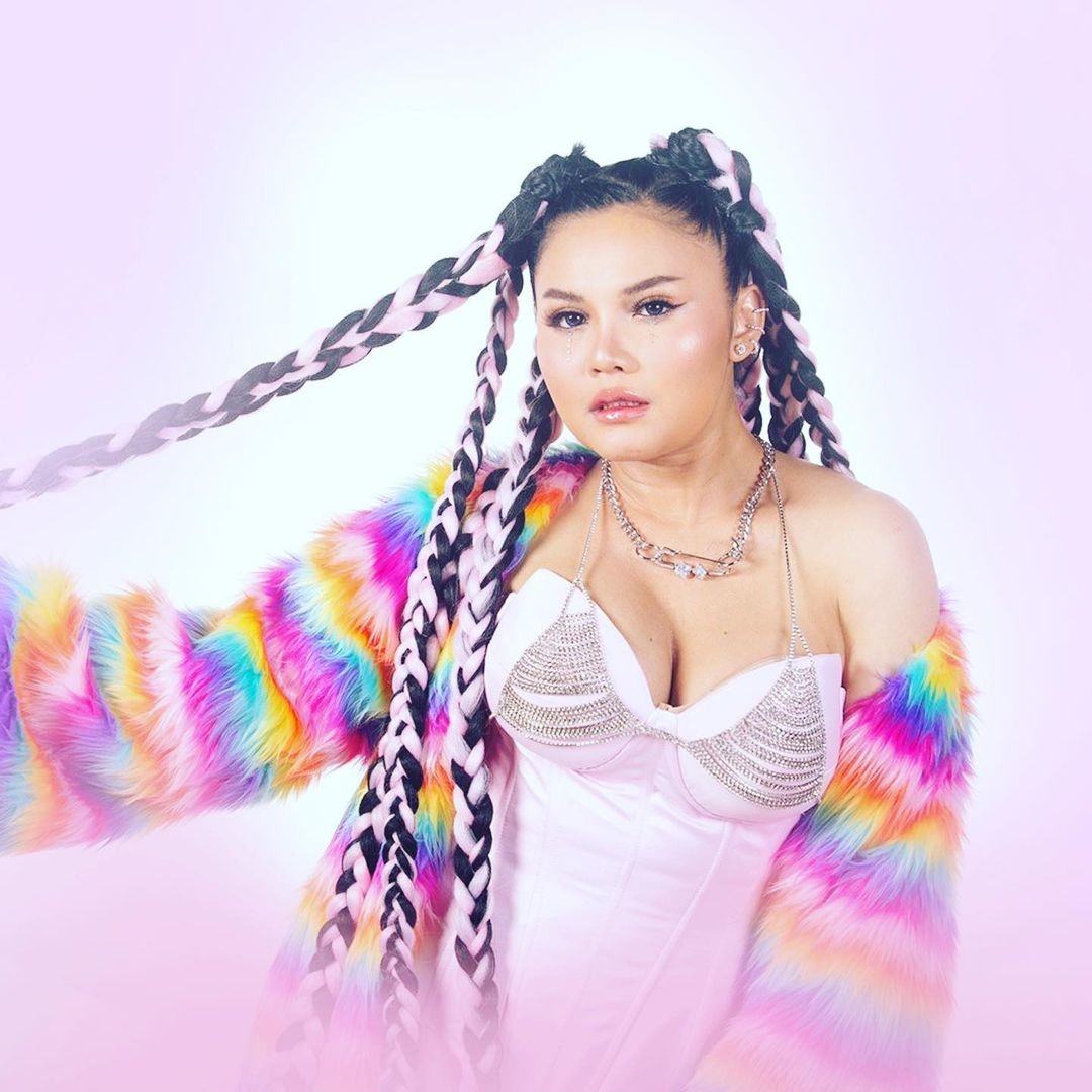 ตั๊กแตน ชลดา