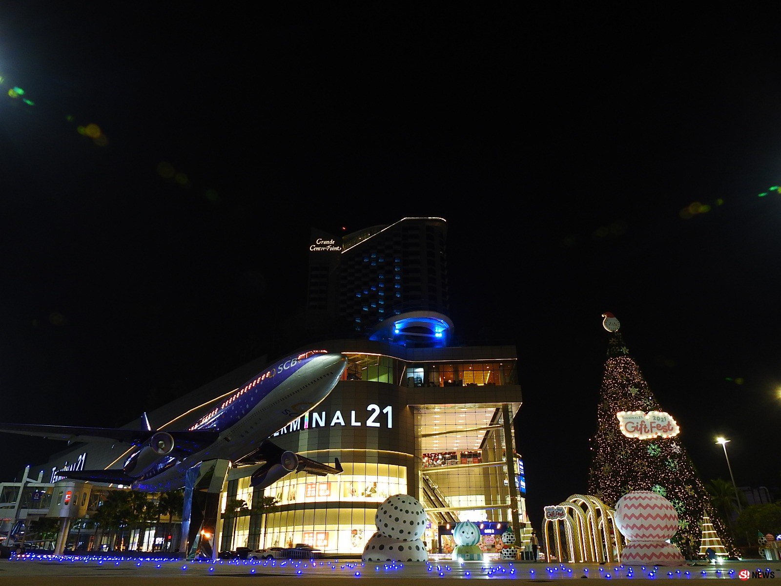 กำลังใจจากไฟตึก โรงแรม-ห้างดังพัทยา เปิดไฟเป็นคำว่า 