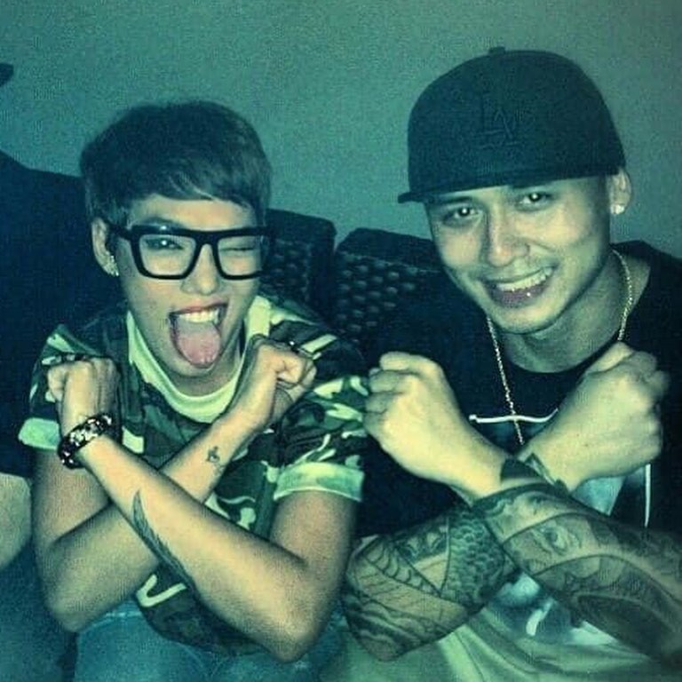 ดา เอ็นโดรฟิน เดนนิส ไทยคูน