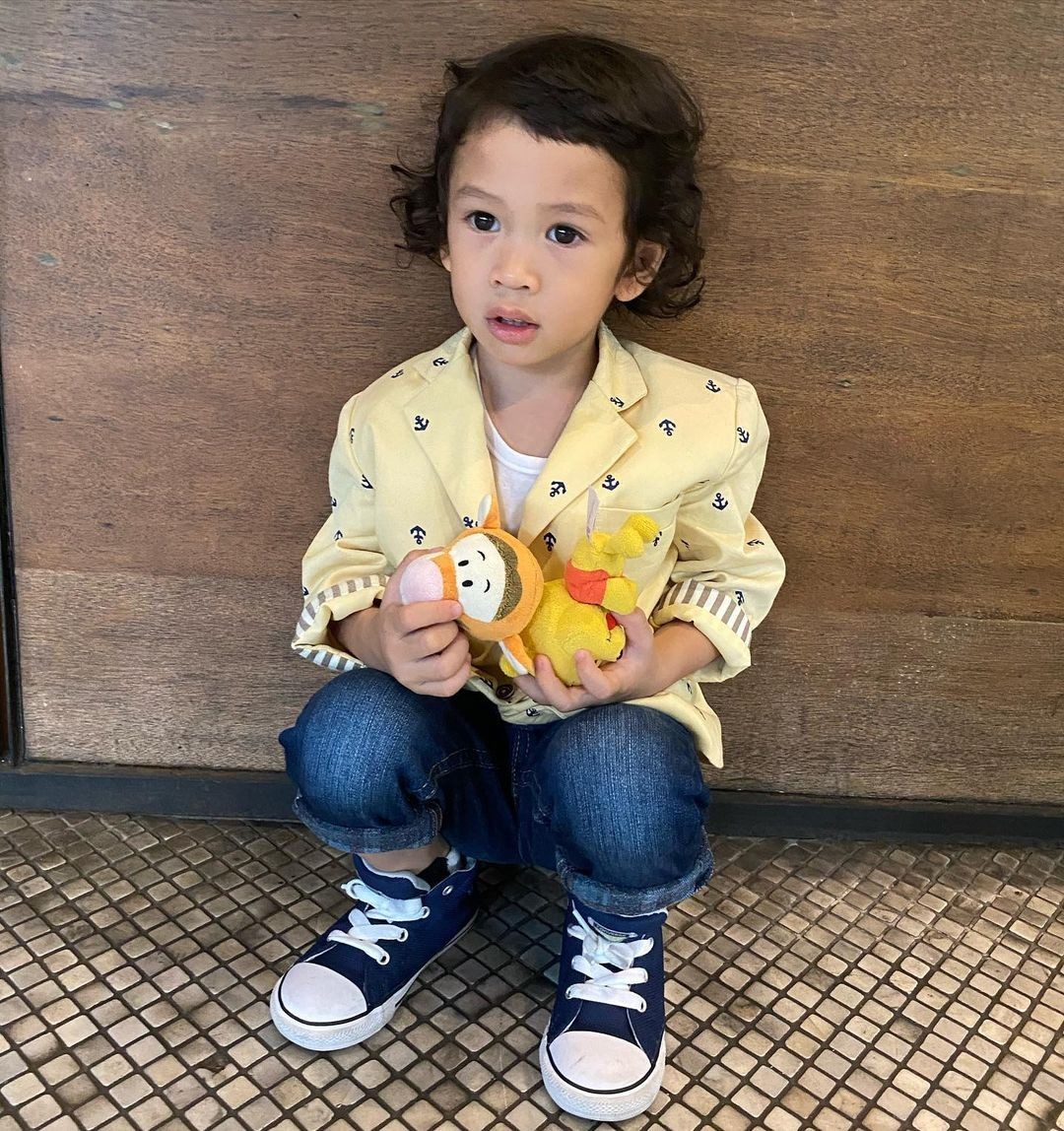 น้องโพธิ์ ลูกชาคริต แย้มนาม