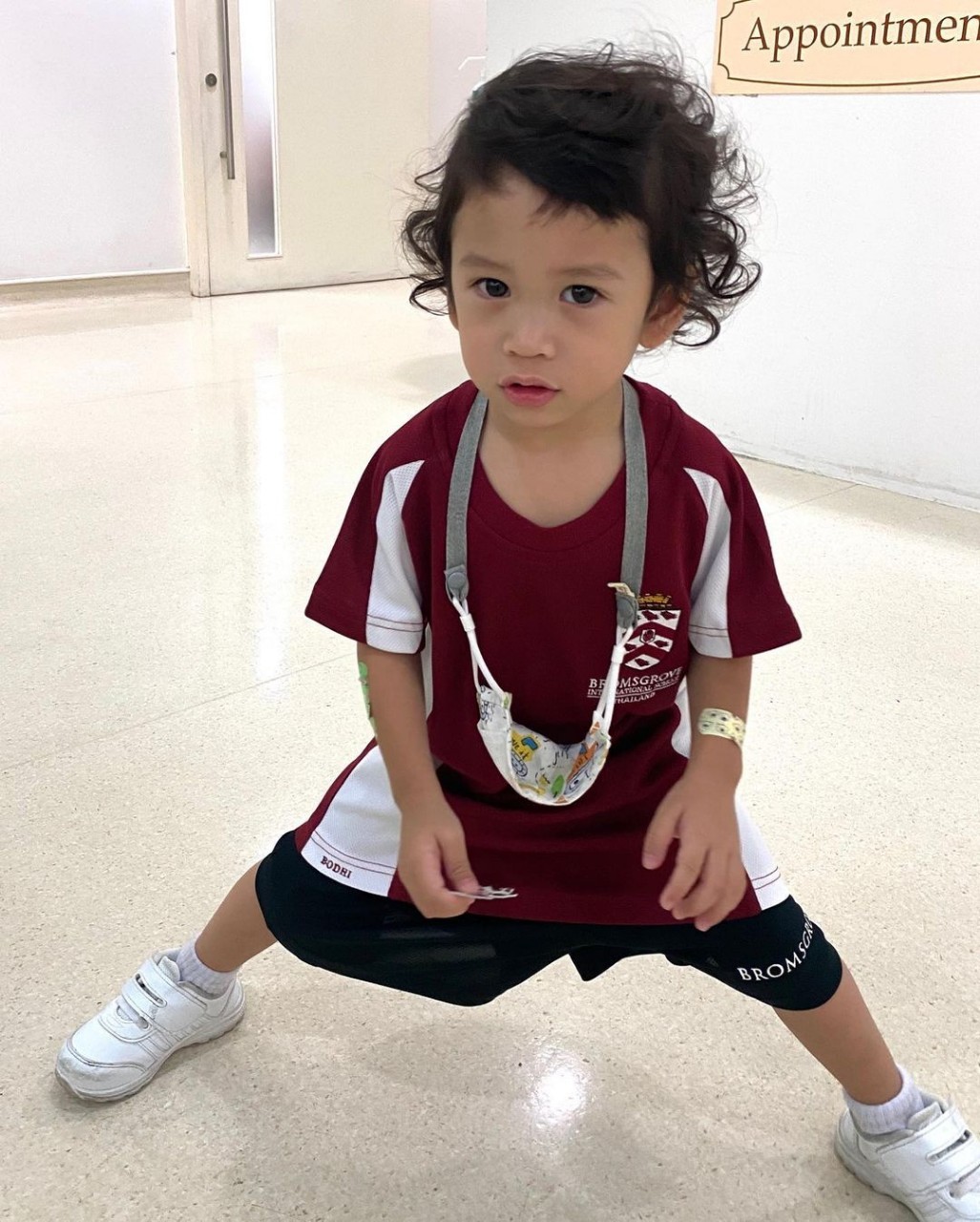 น้องโพธิ์ ลูกชาคริต แย้มนาม