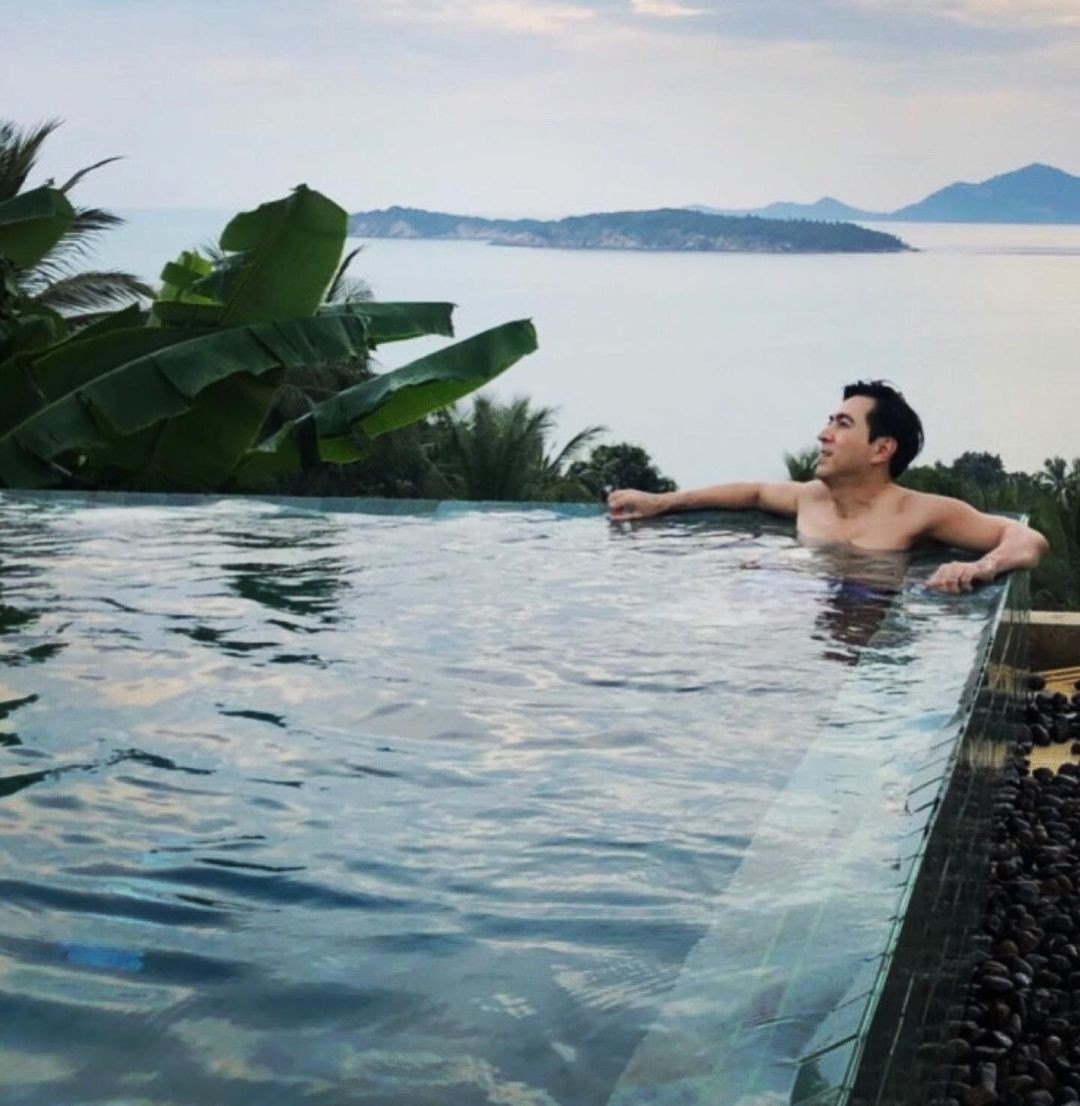 แซม ยุรนันท์