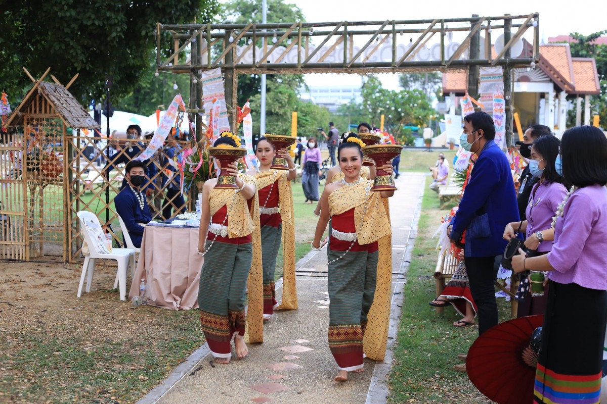 ลำปางป่วน พิธีกรงานสงกรานต์ติดเชื้อโควิด พบคนร่วมงานกว่า 50 คน รองผู้ว่าฯเสี่ยงด้วย