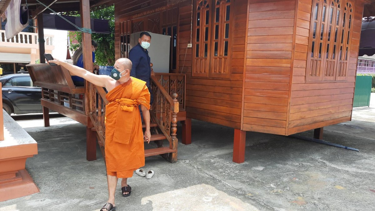 เจ้าอาวาสวัดบางม่วง นนทบุรี ประกาศเผาศพติดโควิดให้ฟรี ถ้าไม่มีที่ไหนรับเผา