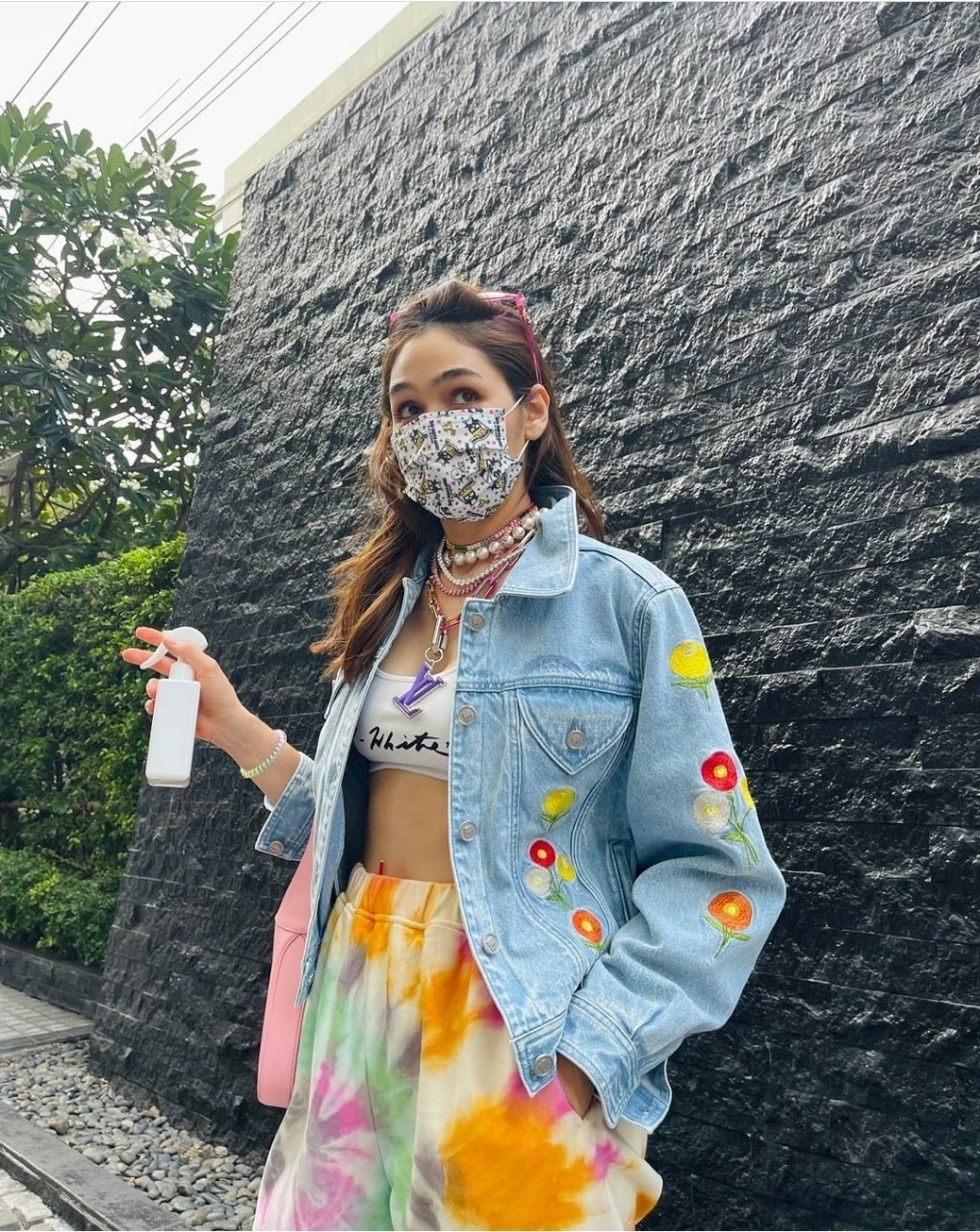 ชมพู่ อารยา