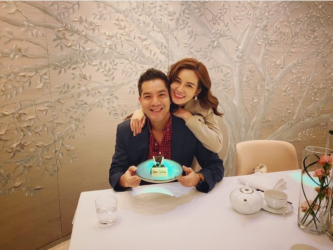 หญิง ตุลย์